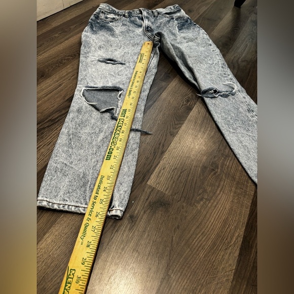 Abercrombie & Fitch Light Gray Women's Straight Leg Jeans - Picture 5 of 11